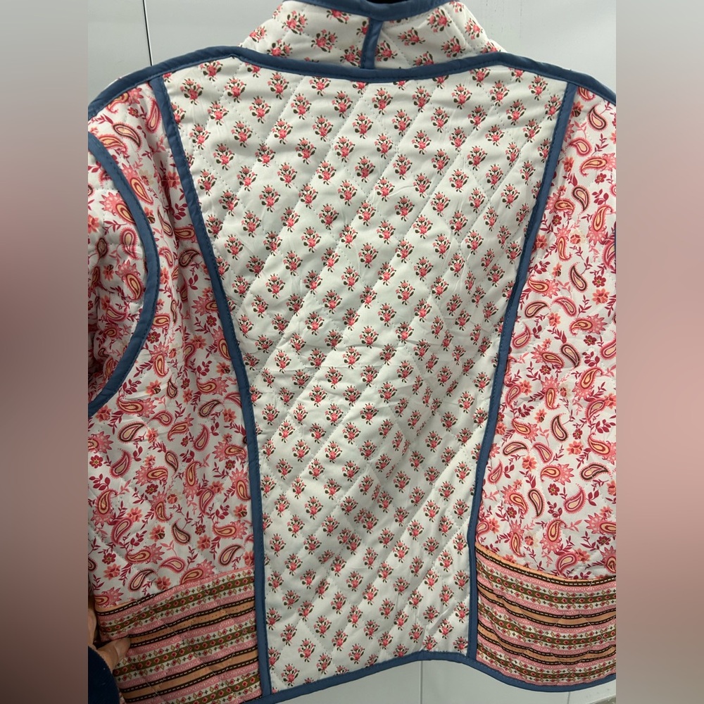 Patchwork Floral Reversible Jacket in Indigo & Petal, Size Large - Picture 6 of 16